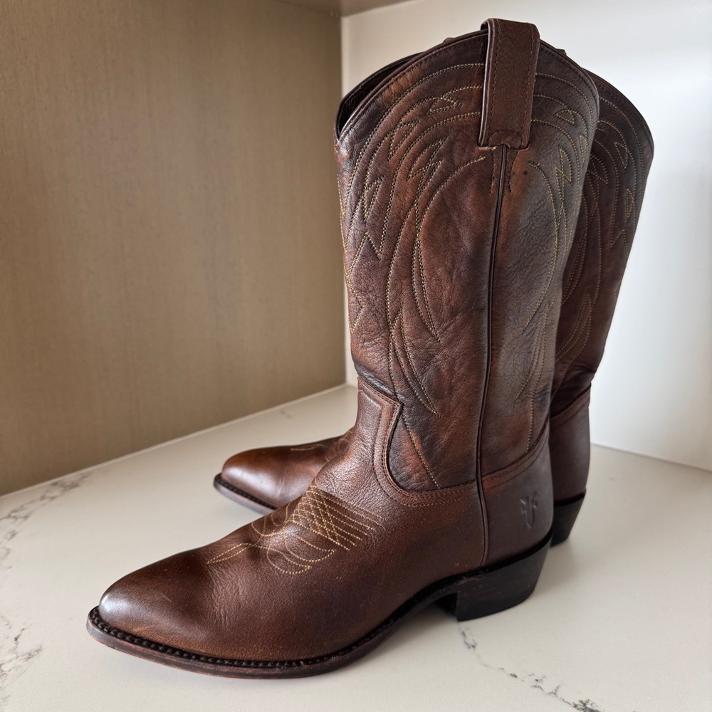 FRYE Billy Pull-On Deco Stitch Boot, size 10